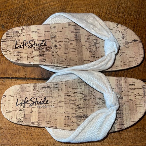 Women's LifeStride Velocity 2.0 "Happy" Thong Slide Sandals Cream‎ - Picture 3 of 5